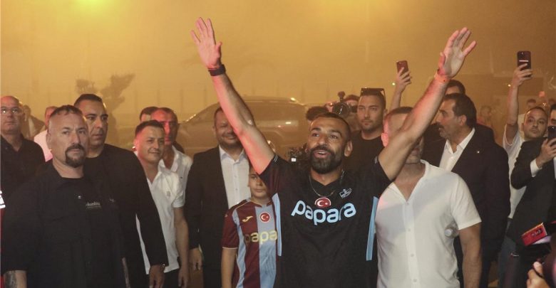 مدرب فريق تركي ينتقد انتقال محمد صلاح إلى طرابزون سبور: لا يمكننا شراء لاعبين مثله