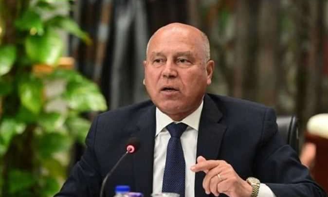 وزارة النقل تنفي وجود حسابات رسمية لوزير النقل كامل الوزير على فيسبوك