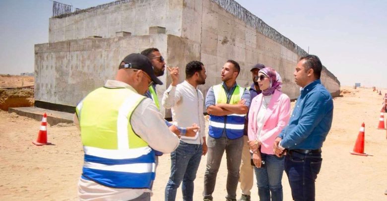 وزيرة الإسكان تتابع المشروعات الجارية بمدينة السويس الجديدة.. تفاصيل