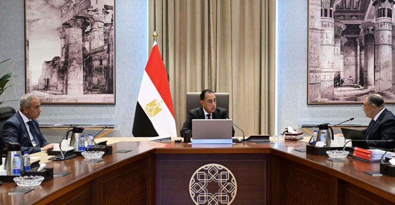5274 فدانًا تحت إعادة التخطيط.. مدبولي يتابع ملفات أراضي الدولة