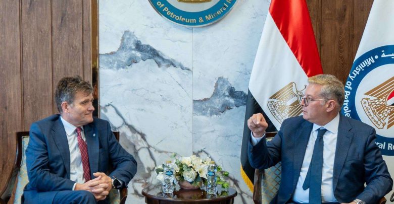 700 مليون دولار لحفر 4 آبار.. «بي بي» تستعرض خططها لزيادة إنتاج النفط والغاز في مصر
