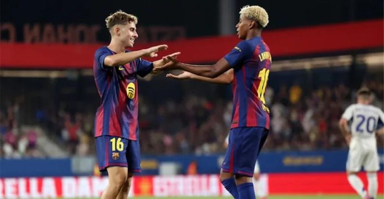آس: نجم برشلونة يطمح لمواصلة تألقه مع منتخب إسبانيا