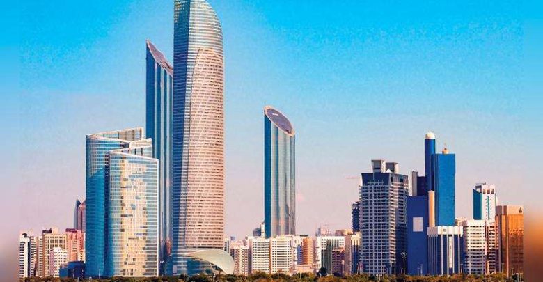 أبوظبي تمنح المستثمرين عاما إضافيا دون مقر.. ماذا يعني ذلك لسوق العقارات التجارية؟