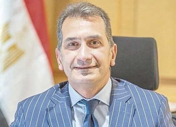 أحمد سعد: المنطقة الاقتصادية لقناة السويس جذبت 16.5 مليار دولار ورفعت الشركات إلى 720 كيانًا خلال 3 سنوات ونصف