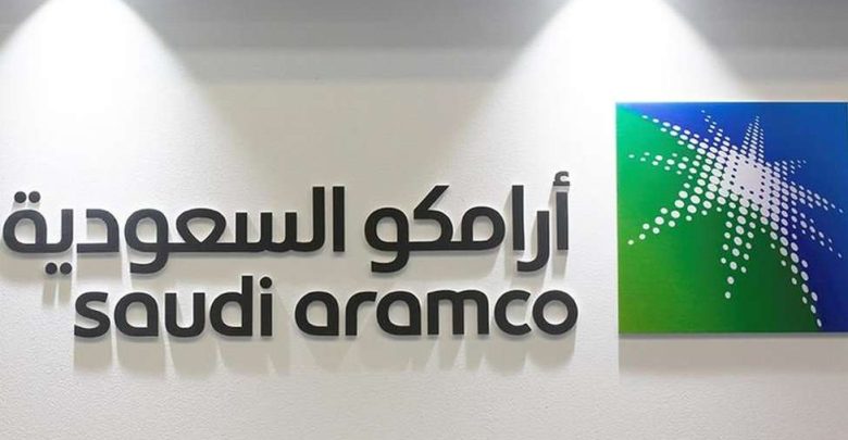 أرامكو السعودية تطرح شحنات نفط فورية خارج هرمز وسط ارتفاع تكاليف النقل