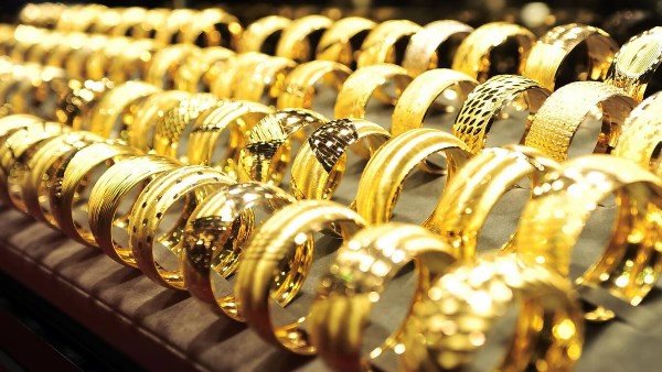 أسعار الذهب اليوم في مصر الثلاثاء 15 سبتمبر 2026.. عيار 21 يرتفع 35 جنيهًا