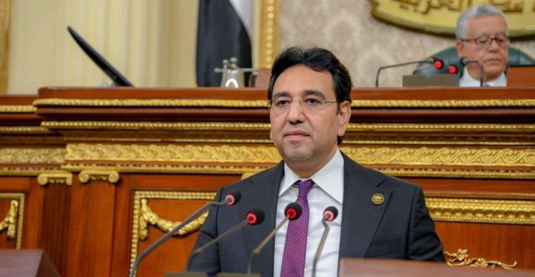أيمن محسب: 9 مشروعات صناعية جديدة بالسخنة باستثمارات 84.5 مليون دولار وتوفر 2000 فرصة عمل