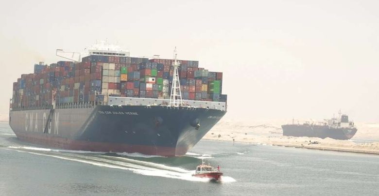 ارتفاع إيرادات قناة السويس 56.7% خلال أغسطس.. زيادة أعداد السفن والحمولات