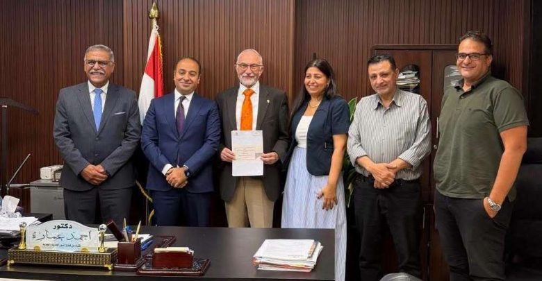 الإسكان: توقيع عقد تخصيص نحو 25.8 ألف متر للجامعة الألمانية الدولية لإقامة مشروع جامعي بالقاهرة الجديدة
