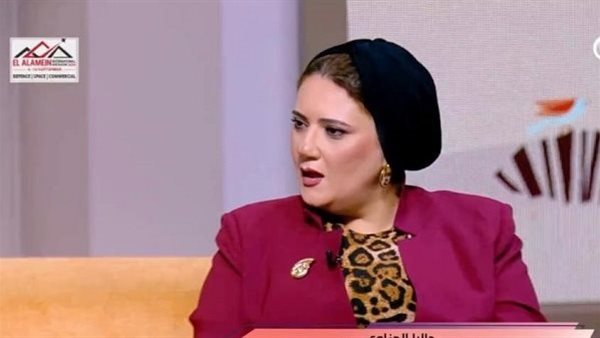 الزي المدرسي 2026.. داليا الحزاوي تحذر من قصات الشعر وملابس الموضة داخل المدارس