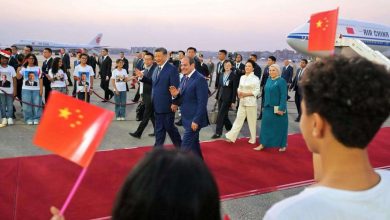 السيسي يودع نظيره الصيني بمطار القاهرة الدولي