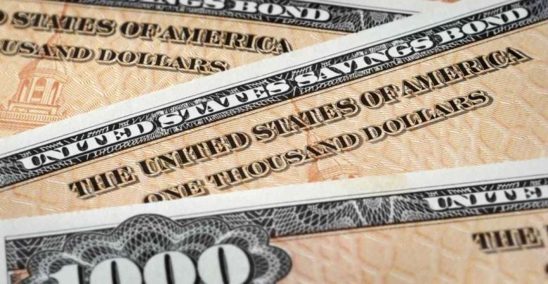 النفط والتضخم والدين.. 3 ضغوط تدفع عوائد السندات الأمريكية فوق 5%
