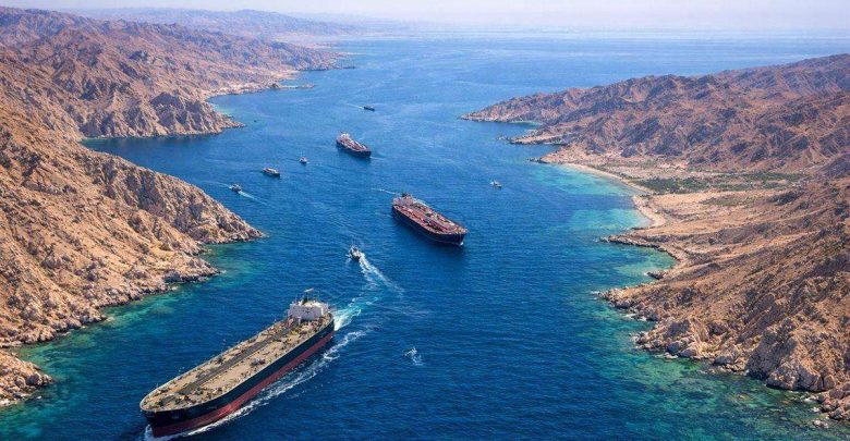 النفط يتراجع وسط ترقب تطورات الحرب.. ومضيق هرمز في صدارة المشهد