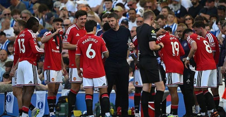 باريس سان جيرمان يهدد مساعي برشلونة وريال مدريد لخطف نجم مانشستر يونايتد