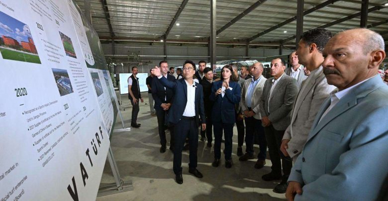 باستثمارات 4 ملايين دولار.. رئيس الوزراء يفتتح مصنعا لإنتاج النجيل بالمنطقة الاقتصادية لقناة السويس