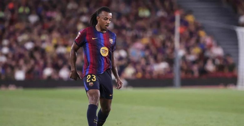 برشلونة يحدد سعر بيع كوندي