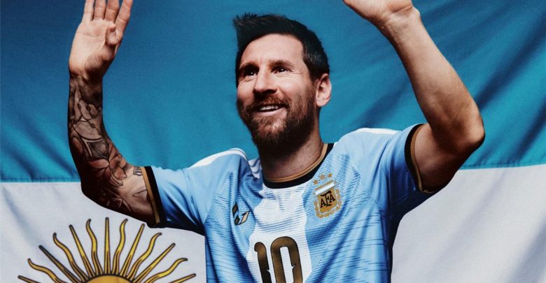 بعد اعتزال ميسي.. سكالوني يعلن مصير القميص رقم 10 في الأرجنتين وقادة المنتخب