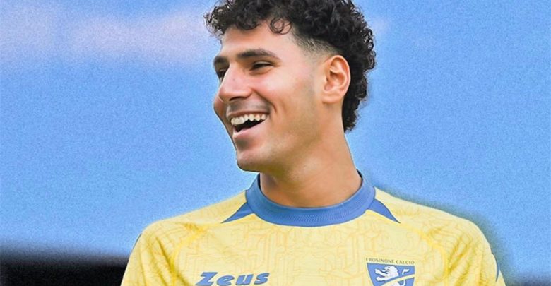 بعد انضمامه لمنتخب مصر.. المدير الرياضي لفروزينوني يبرز مزايا عمر فايد وسبب التعاقد معه