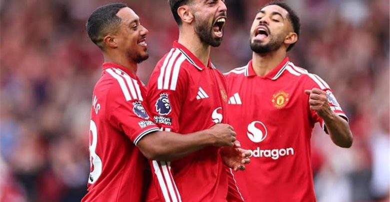 بقميص منتخب مصر.. ظهور لافت لنجم مانشستر يونايتد في الأهرامات