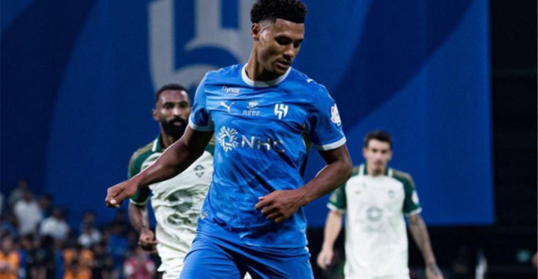 ترتيب الدوري السعودي بعد خسارة الهلال أمام نيوم