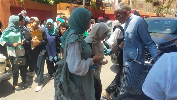 تسجيل استمارة الشهادة الإعدادية 2027 يبدأ أول أكتوبر.. اعرف الموعد والأوراق المطلوبة
