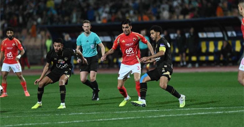 تطورات جديدة بشأن حكم مباراة الأهلي والزمالك.. وتغييرات في القائمة الدولية