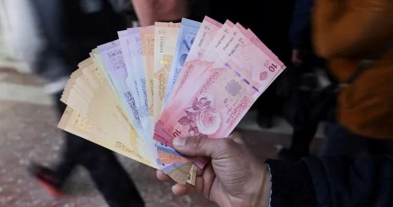 تفاصيل خطة ترشيد الإنفاق الحكومي في سوريا.. هل تشمل الإجراءات رواتب الموظفين؟