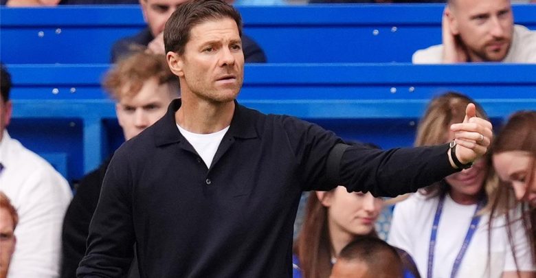 تقارير: برشلونة يراقب وضع لاعب تشيلسي وسط خلافه مع ألونسو