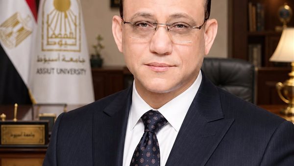جامعة أسيوط تفتح باب التقديم لبرنامج عالمي بجامعة طوكيو