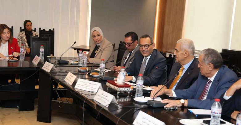 جمعية رجال الأعمال المصريين تستقبل وفد "تنمية المشروعات" لبحث تعزيز التمويل والتحول للاقتصاد الرسمي