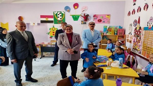 جولات مفاجئة لقيادات التعليم ترصد انتظام المدارس في أول أيام العام الدراسي الجديد 2027