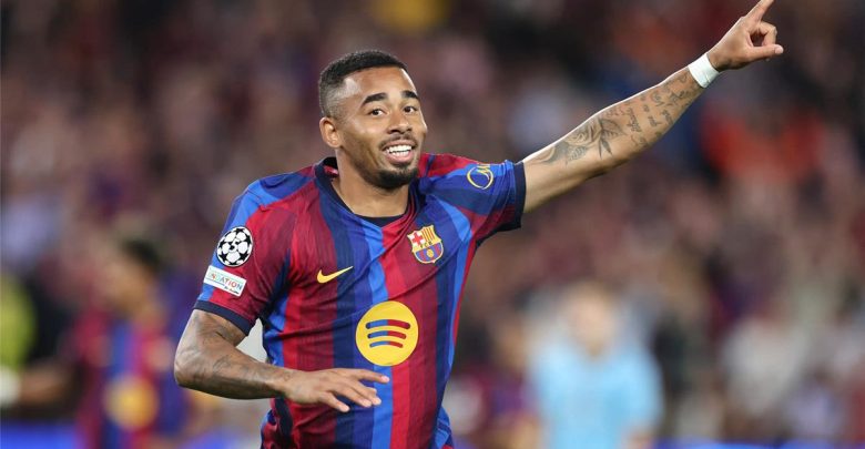 جيسوس: لاعب برشلونة يستحق الكرة الذهبية.. ورافينها لم يفاجئني