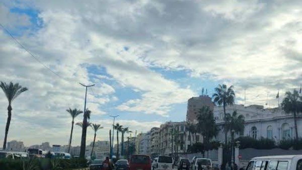 حالة الطقس غدا.. ارتفاع مؤقت للحرارة وأمطار ورياح