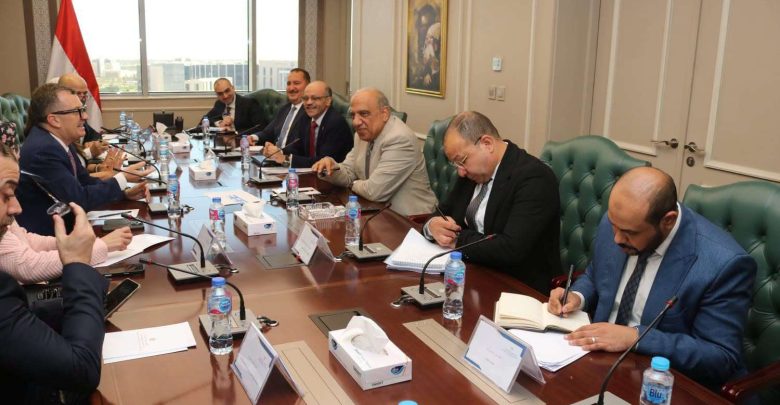 خطة حكومية لاستغلال محطات الكهرباء في تحلية مياه البحر وتعظيم العوائد