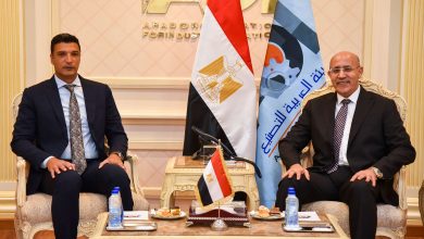 رئيس الهيئة العربية للتصنيع ووزير الصناعة يبحثان تعزيز الاستفادة من القدرات التصنيعية المتطورة بالهيئة
