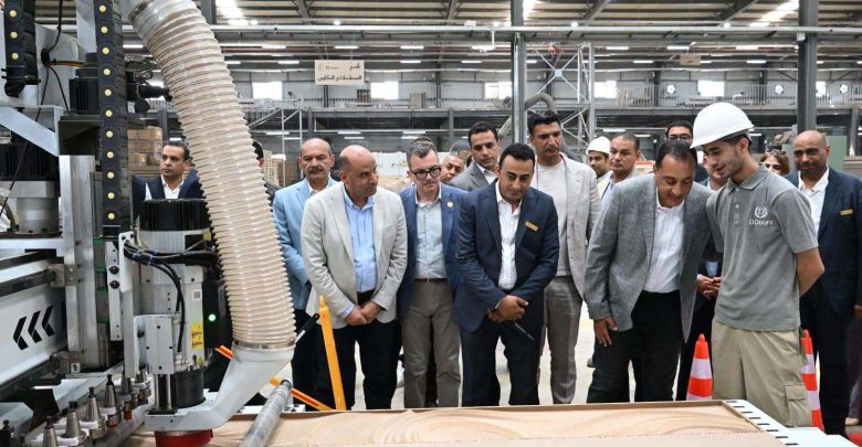 رئيس الوزراء من افتتاح مصنع "ديزاينى دورز": الدولة تشجع الاستثمارات التي تعتمد على التصنيع الحديث وتوفر منتجات قادرة على المنافسة