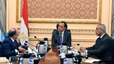 رئيس الوزراء يلتقي رئيس هيئة الدواء المصرية لمتابعة عدد من ملفات عمل الهيئة