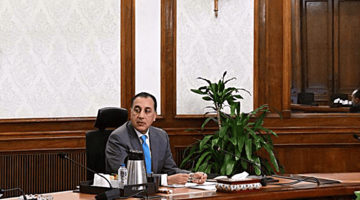 رئيس الوزراء يوجه التوسع في زراعة وتشجير المحاور الرئيسية والميادين والطرق بمختلف المدن الجديدة