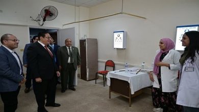 رئيس جامعة القاهرة يصدر تعليمات مهمة خلال متابعة الكشف الطبي للطلاب الجدد 2026.. أبرزها 40 ساعة عمل مجتمعي