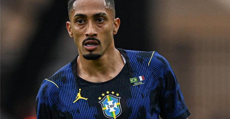 رافينها يثير قلق برشلونة في مباراة البرازيل وأستراليا