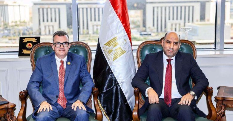 ربط التدريب باحتياجات الاستثمار.. اتفاق بين "العمل والتخطيط" لتطوير سوق العمل