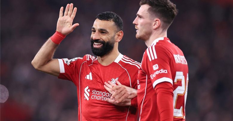 روبرتسون مدافعًا عن محمد صلاح: لا يمكن إبعاده عن التشكيل الأساسي مثل رونالدو
