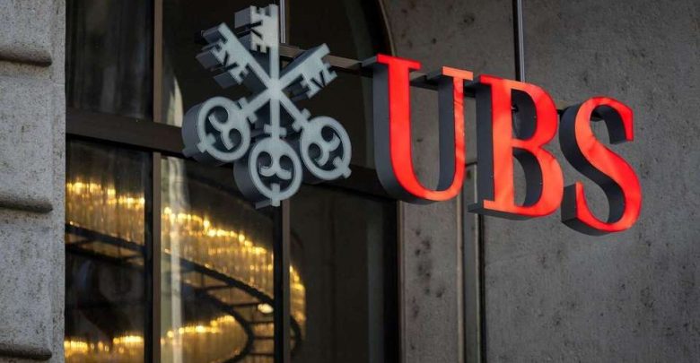 شرط جديد للعمل في UBS.. هل يهدد الذكاء الاصطناعي وظائف المصرفيين الشباب؟