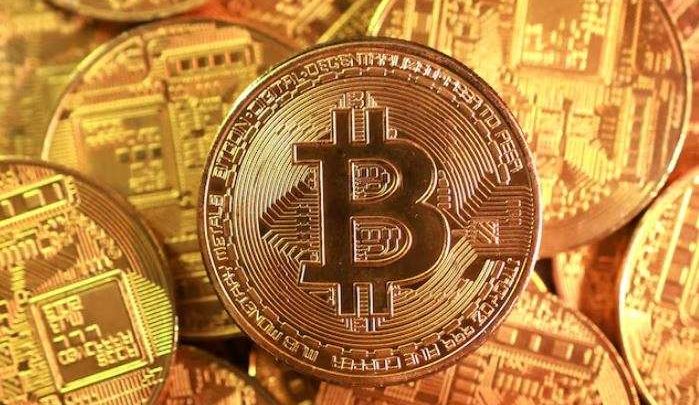 صناديق بيتكوين تنتقل من التدفقات السلبية إلى الإيجابية.. هل يبدأ التعافي؟
