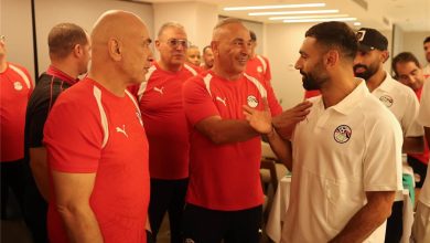 صور | لاعبو منتخب مصر يحتفلون بـ حسام وإبراهيم حسن.. ورسالة من محمد صلاح
