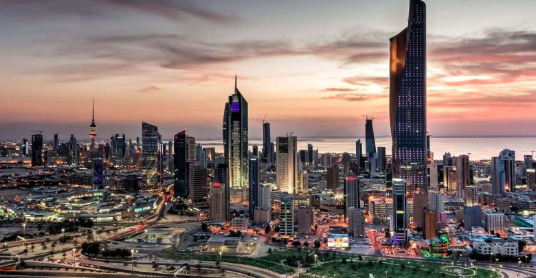 عقارات الكويت تسجل تداولات بـ19.7 مليون دينار خلال يومين.. العقار الخاص يستحوذ على النصيب الأكبر