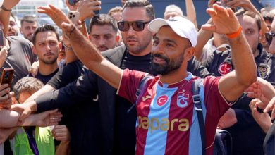 فيديو | محمد صلاح يحول صخرة في تركيا لمعلم سياحي باسمه