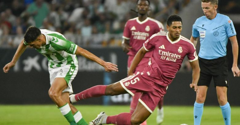 قناة ريال مدريد تهاجم التحكيم بعد الخسارة أمام ريال بيتيس: لم يكن ليحدث مع برشلونة