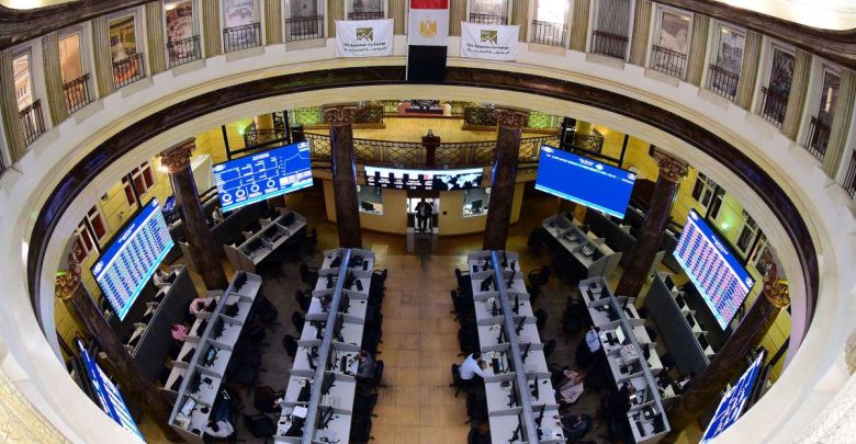 «كابيتال فاينانشال»: جني الأرباح يضغط على البورصة المصرية بعد صعود المؤشر إلى 57 ألف نقطة