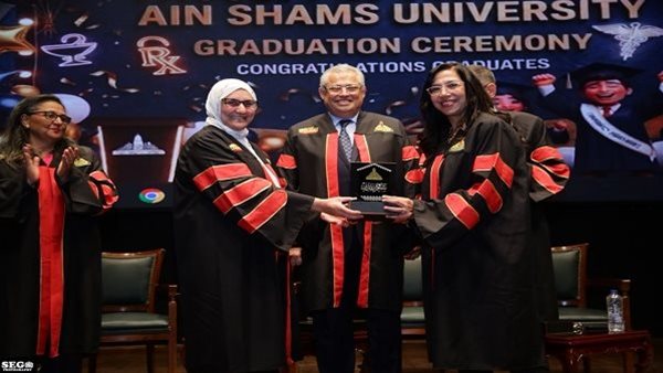 كلية الصيدلة جامعة عين شمس تحتفل بخريجي PharmD 2025